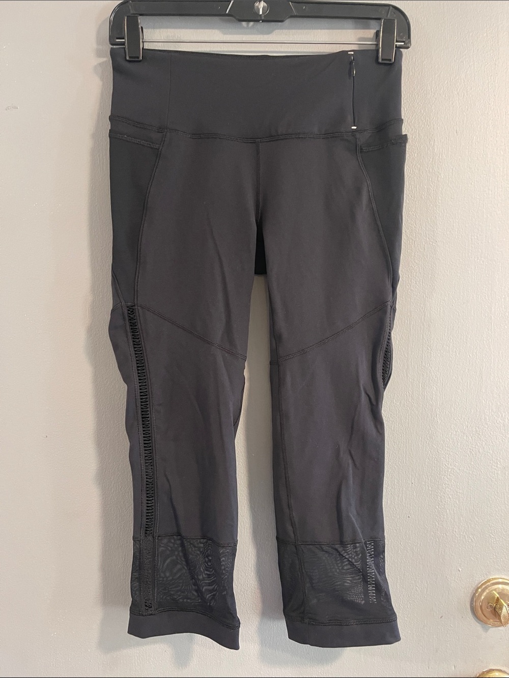 CALIA by Carrie Underwood Black Cropped Leggings with Mesh Panels Size S